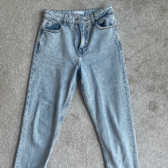 New Zara Mom Jeans - Picture 3 of 5
